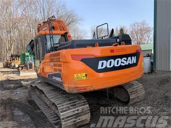 Doosan DX225 LC-5 Excavadoras de cadenas