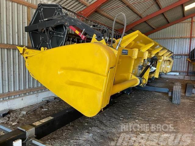 New Holland CX8080 SLH Combine harvesters