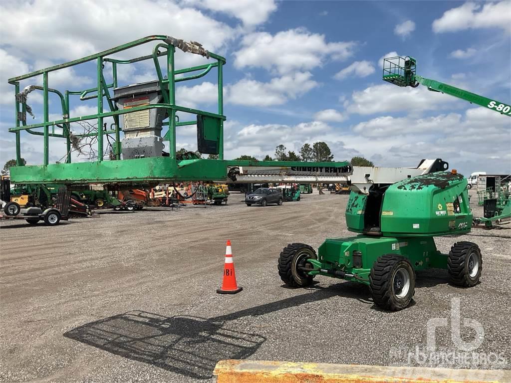 JLG 400S Articulated boom lifts