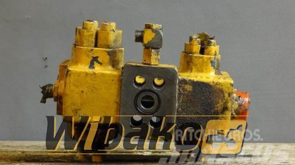 Liebherr Cylinder valve Liebherr R942 Otros componentes