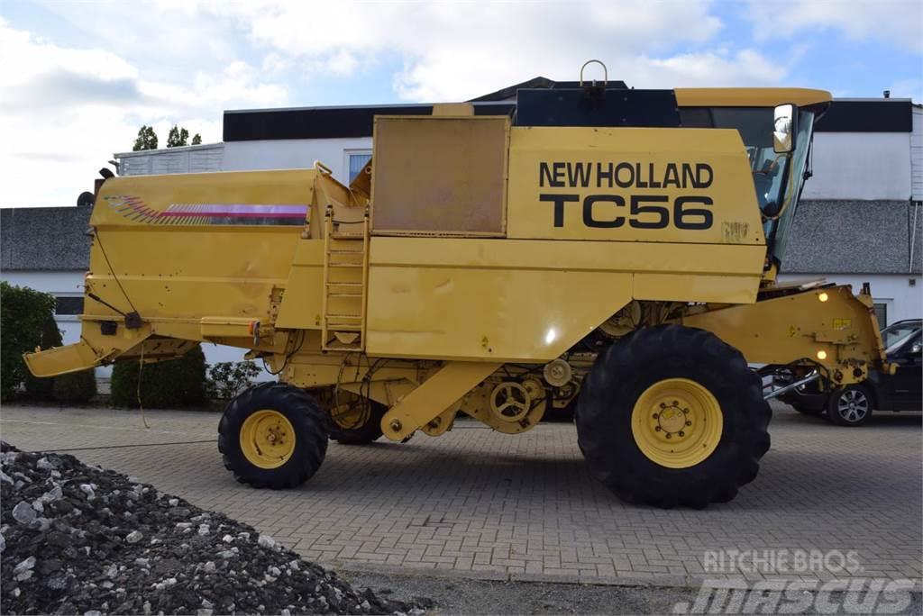 New Holland TC 56 Combine harvesters