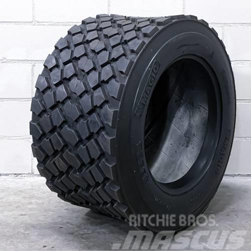  Magic 400/45L17.5 D909 Traxion Tyres, wheels and rims