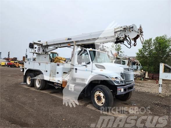 Altec D3060BTR Truck & Van mounted aerial platforms