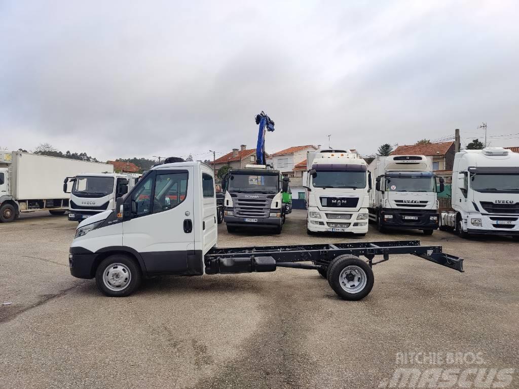 Iveco DAILY 35C15 Chassis Cab trucks