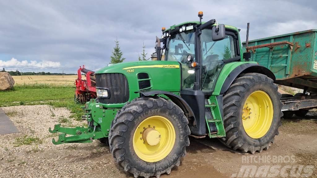 John Deere 7530 Premium AP Tractors