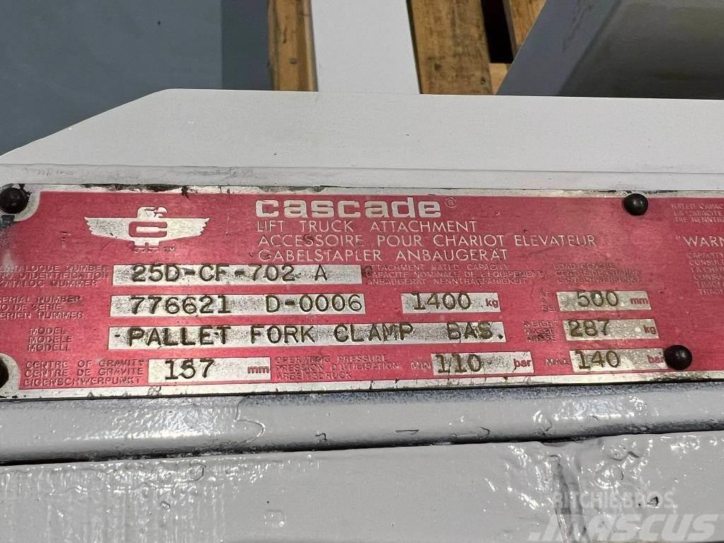 Cascade 25D-CF-702 A Fork clamps