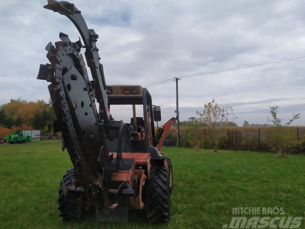 Ditch Witch RT 90 M Trenchers