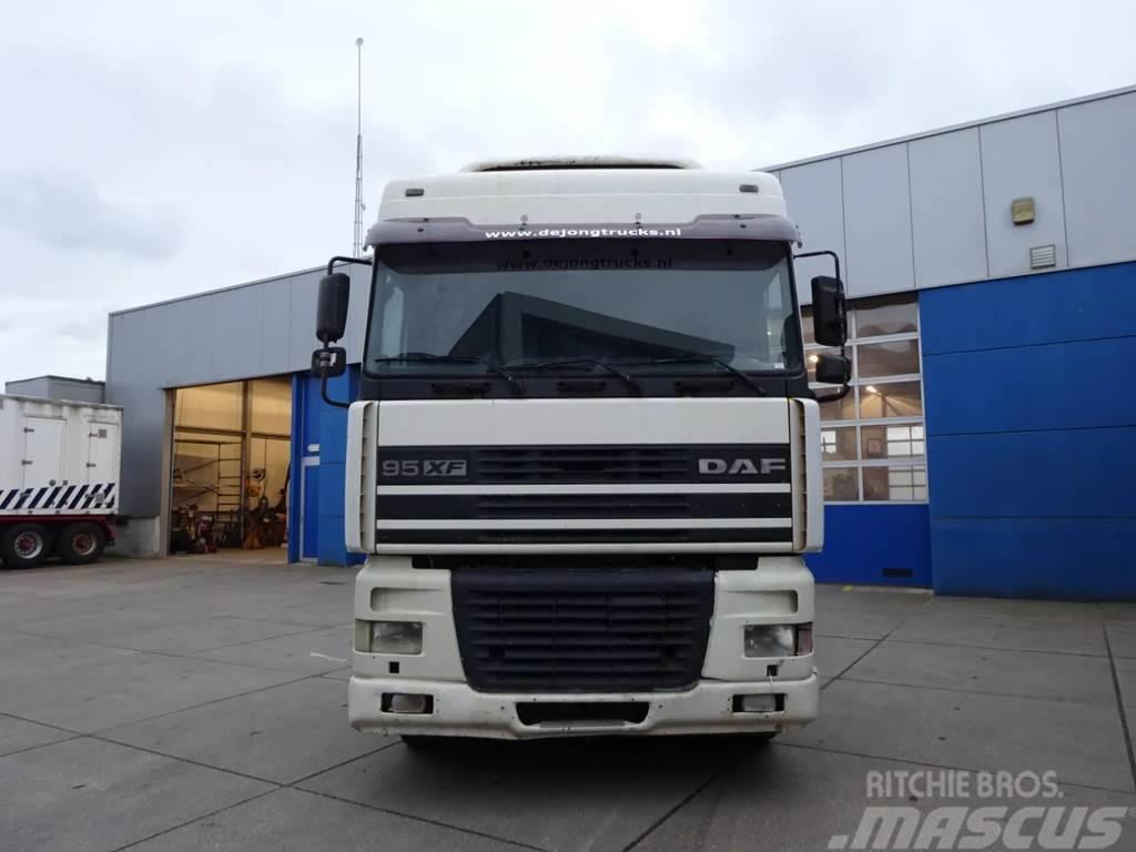 DAF XF 95.430 SC / Euro 2 / Manual Gearbox Tractor Units