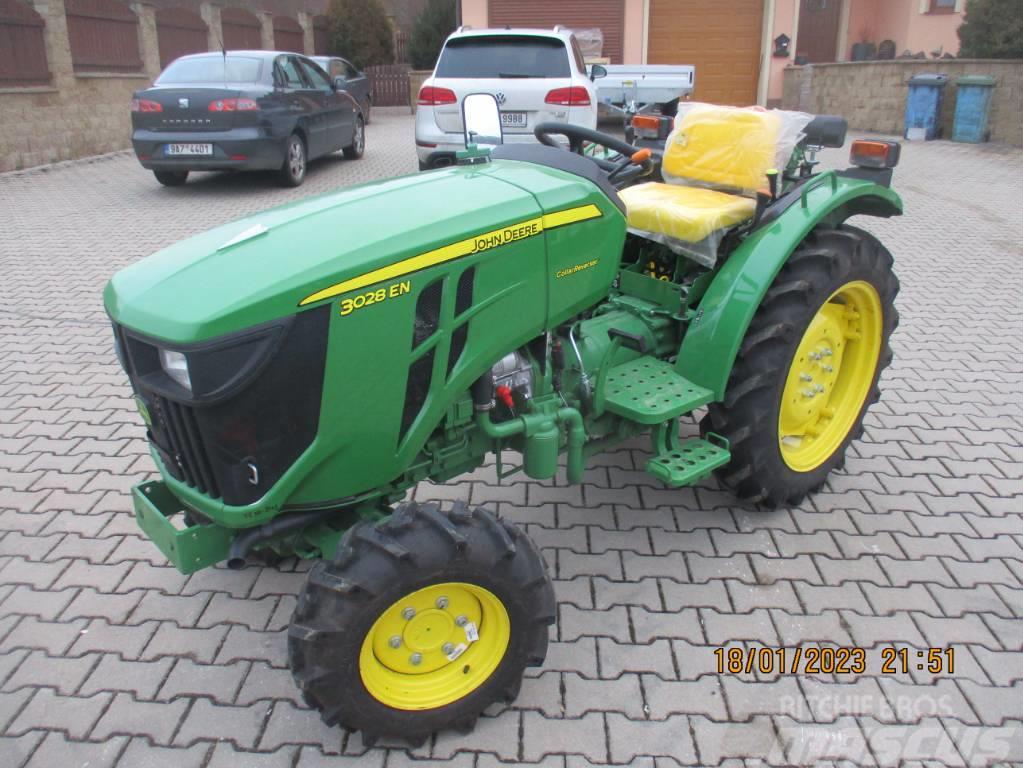 John Deere 3028 Tractors
