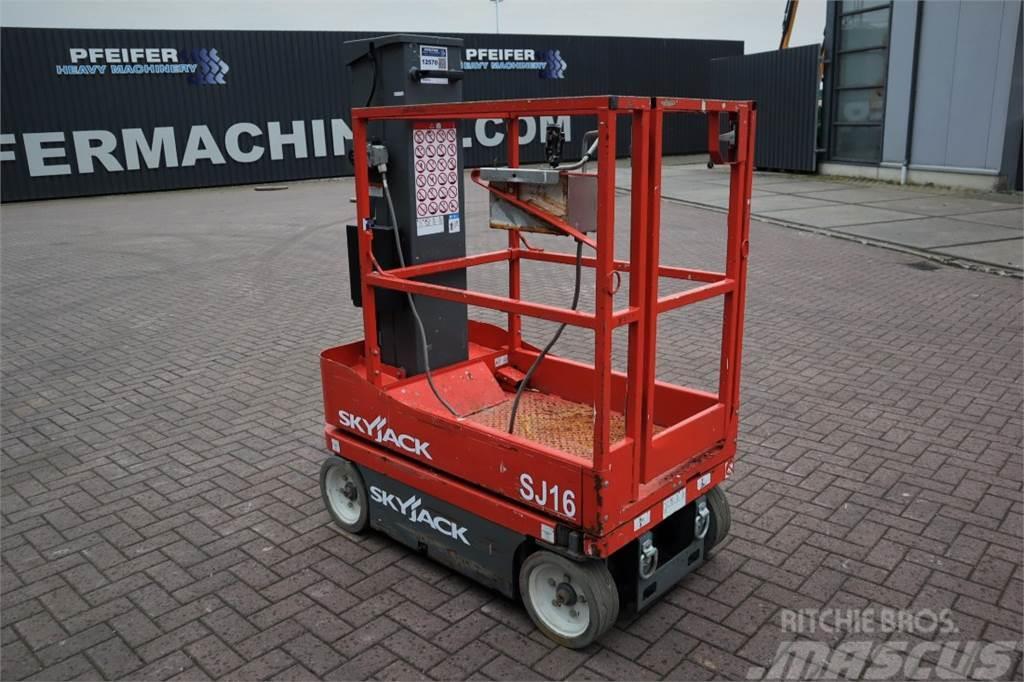 SkyJack SJ16 Electric, 6,75m Working Height, 227kg Capacit Articulated boom lifts