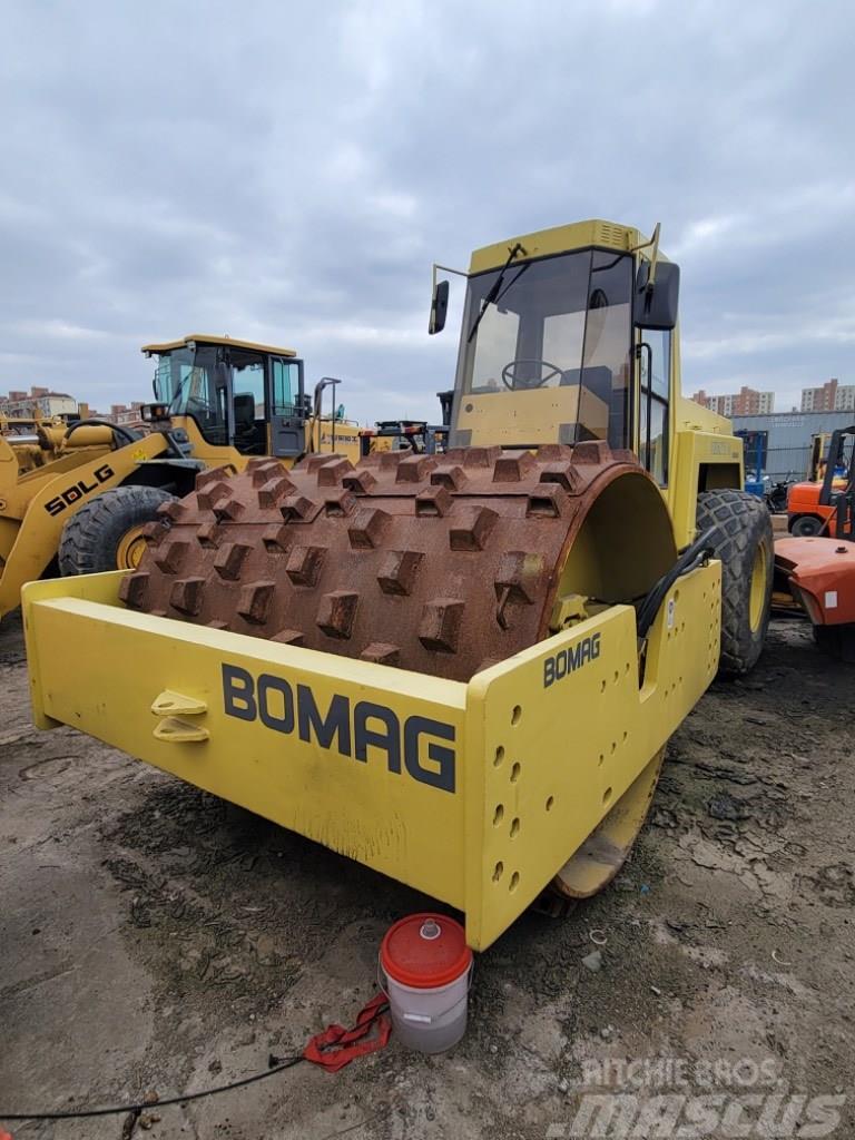 Bomag BW 217 D-2 Single drum rollers