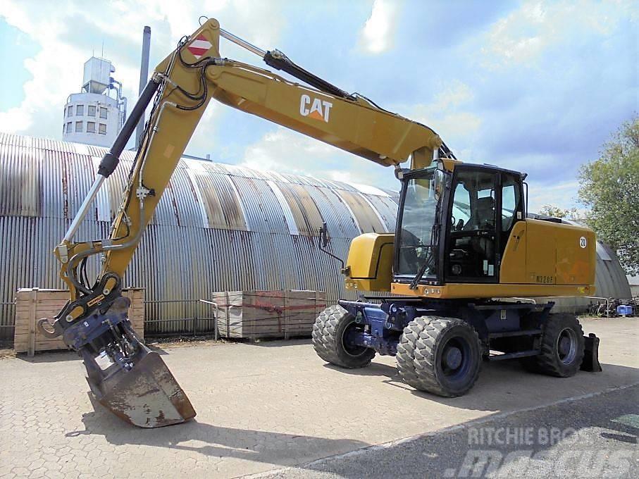 CAT M 320 F Wheeled excavators
