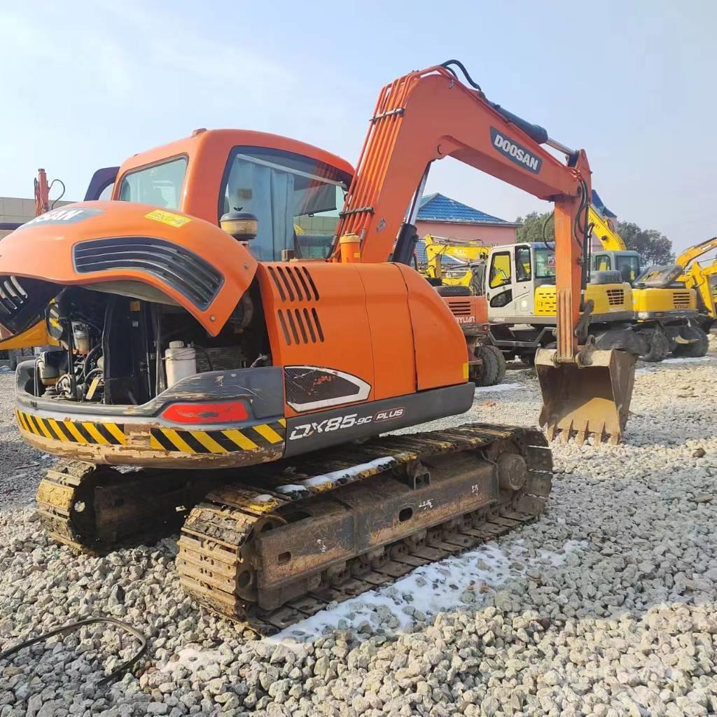 Doosan DX 75-9 Crawler excavators