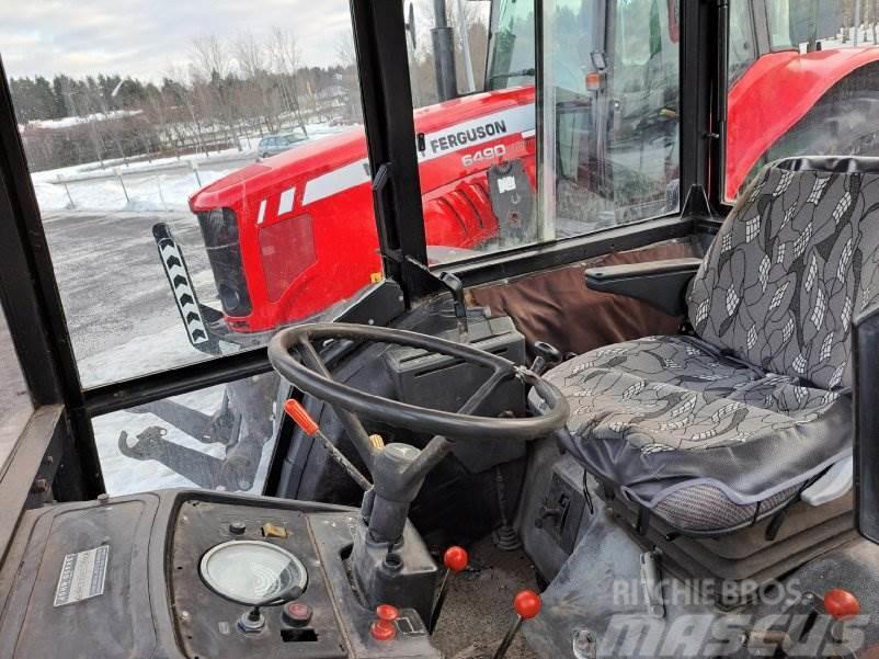 John Deere 2040 4X4 Tractors