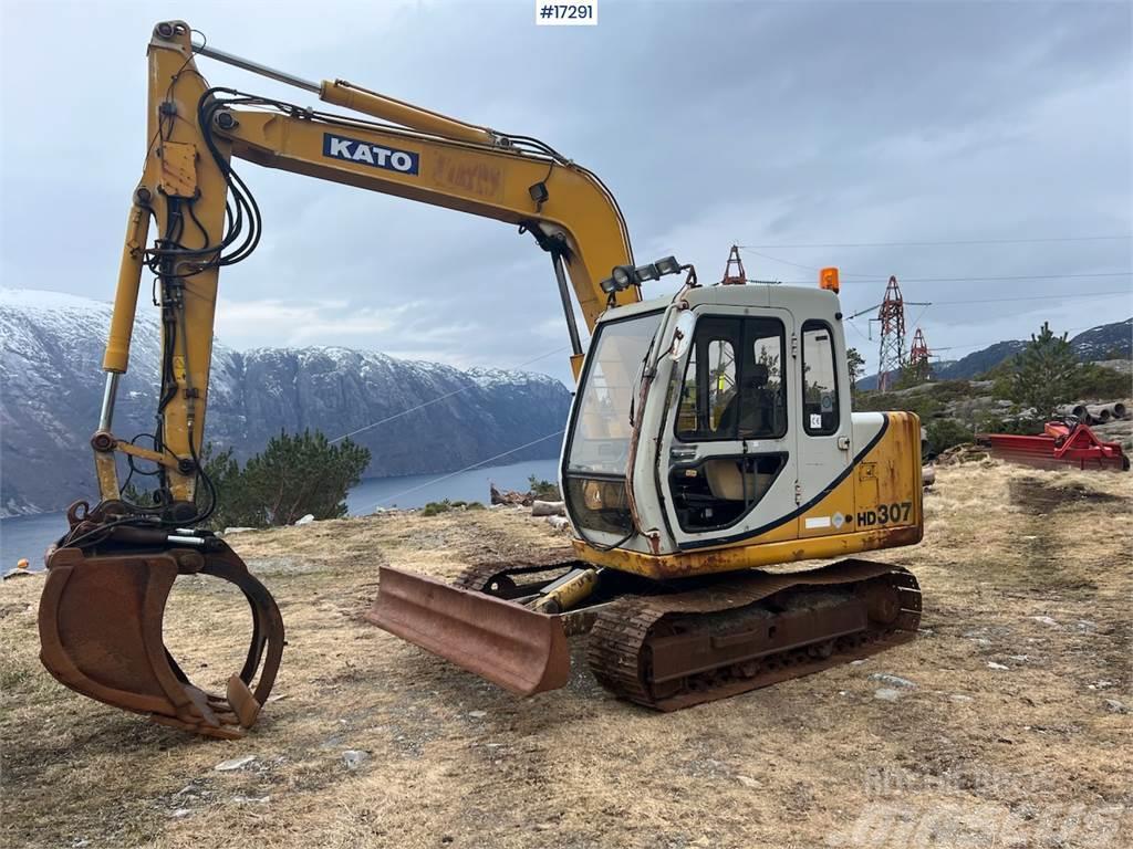 Kato HD 307 w/ tooth tray and clip Crawler excavators