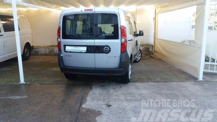 Opel Combo N1 Tour 1.3CDTI Expression L1H1 90 Other trucks