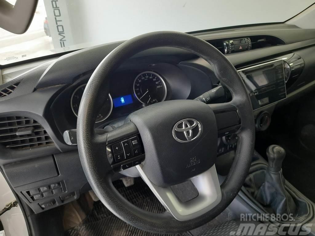Toyota Hilux Cabina Doble GX Plus Panel vans