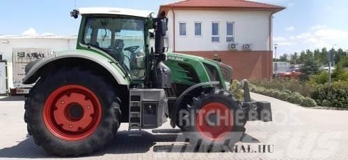 Fendt 824 Vario SCR Tractors