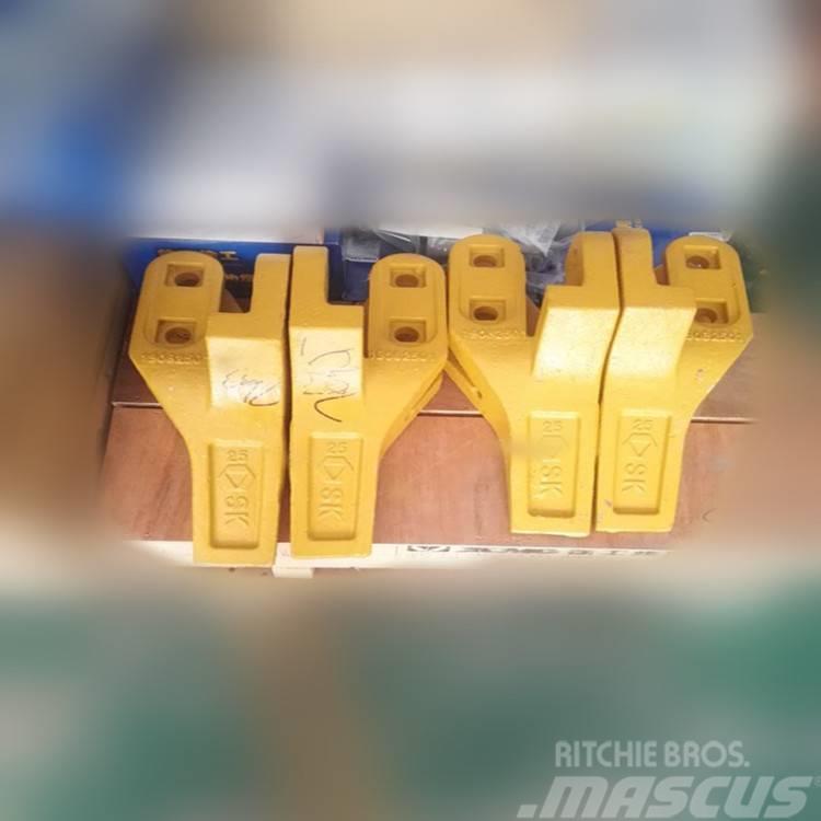 XCMG 252117635       Left and right teeth, bucket teeth Other components