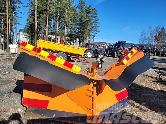 FMG Ivalo 350 Snow blades and plows