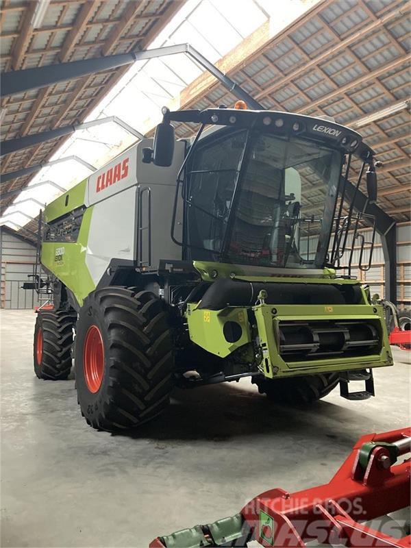 CLAAS Lexion 6800 4wd. Combine harvesters