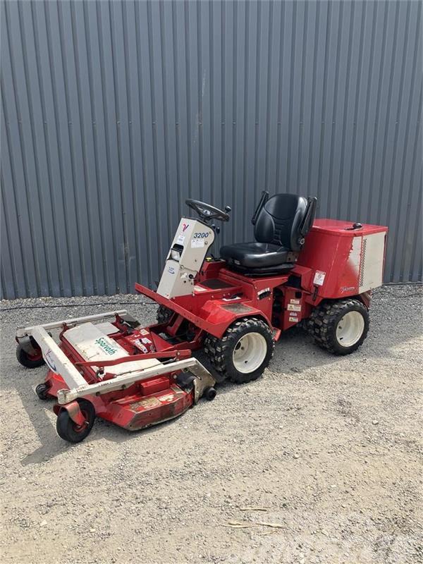 Ventrac 3200 D 4wd Utility tool carriers