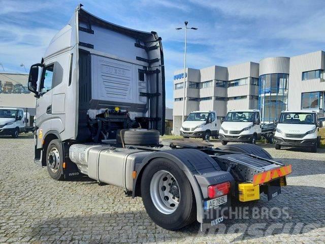 Iveco AS440S51T/P Tractor Units