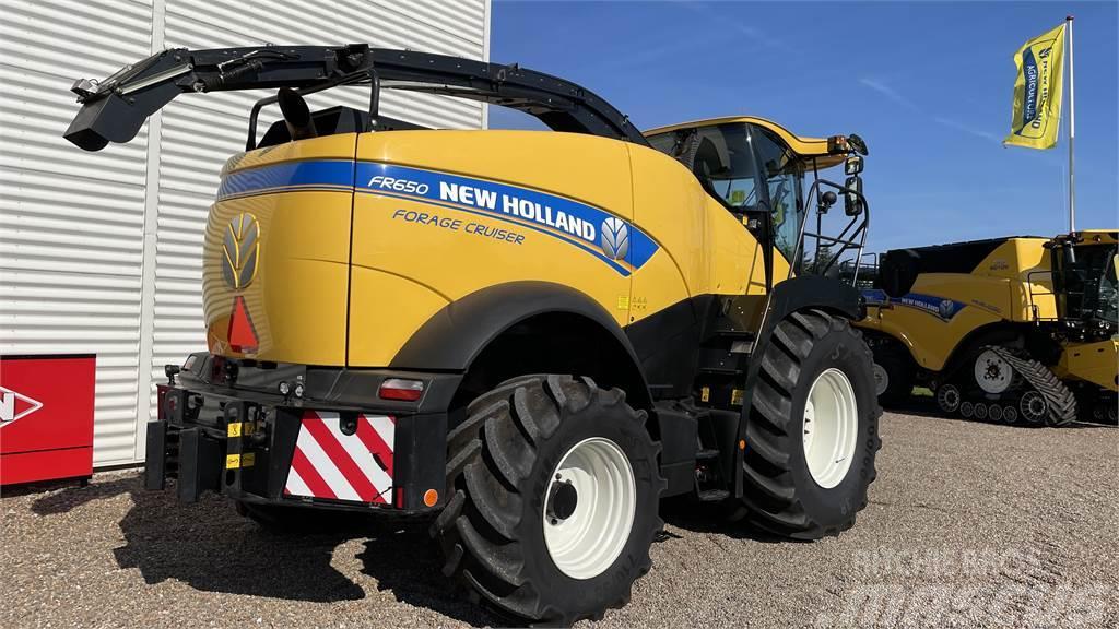 New Holland FR650 T4B Forage harvesters
