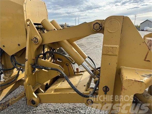 CAT 14M HYDRAULIC FRONT MOTOR GRADER LIFT GROUP Other