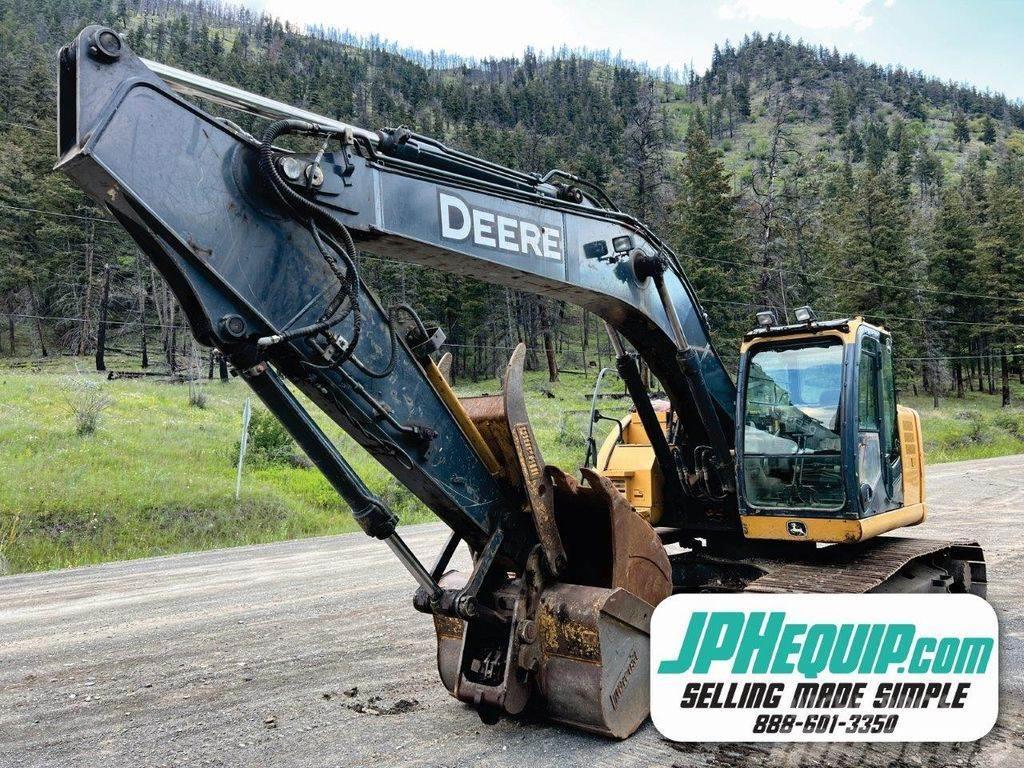 John Deere 225D LC Crawler excavators