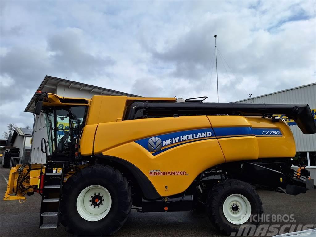 New Holland CX 7.90 Combine harvesters