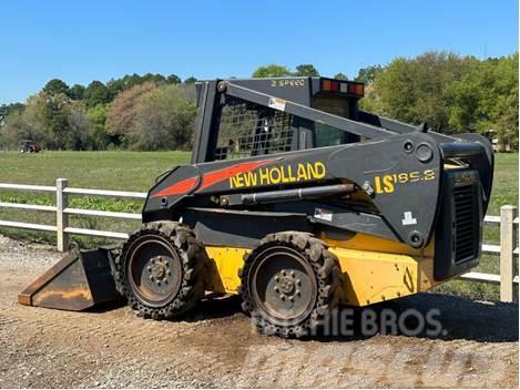 New Holland LS185B Skid steer loaders