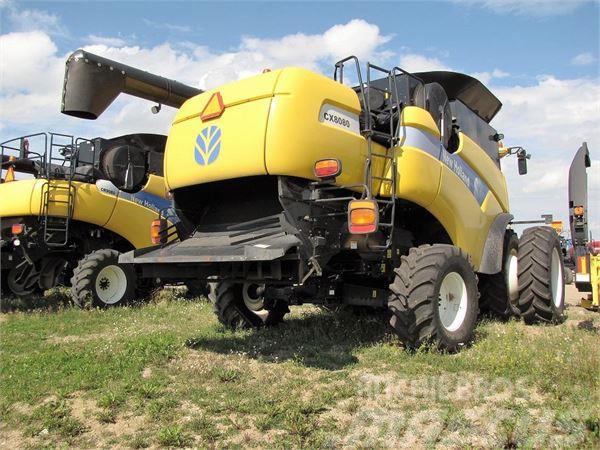 New Holland CX8080 Combine harvesters