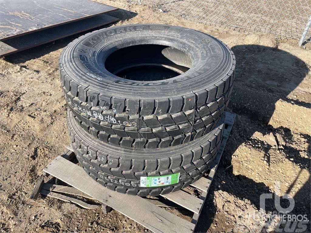  LINGLONG Quantity of (2) 385/65R22.5 Tyres, wheels and rims