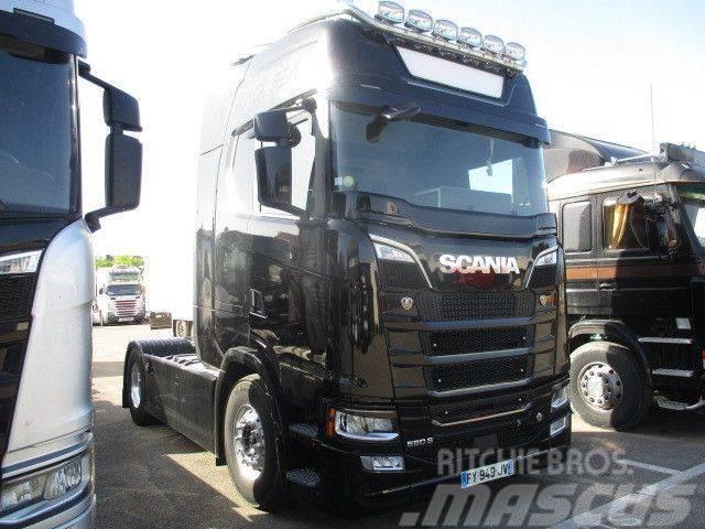 Scania S 590 A4x2NB Tractor Units