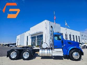 Peterbilt 567