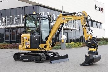 CAT 302.7 CR