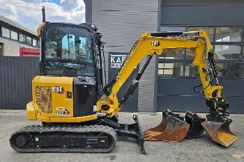 CAT 302.7 CR