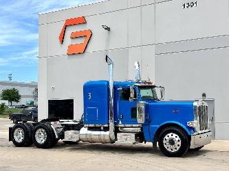 Peterbilt 389