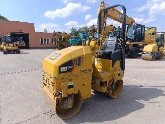 CAT CB 1.7