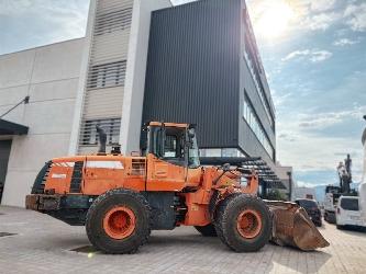 Doosan DL 300