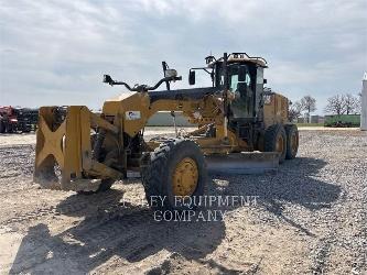 CAT 140M2AWD