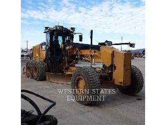 CAT 160M2 AWD