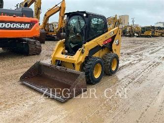 CAT 236D3