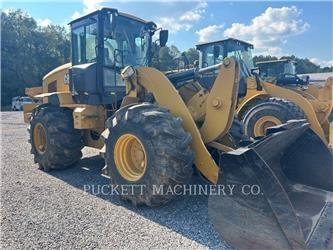 CAT 938M