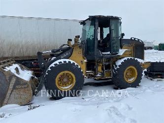 John Deere 444J