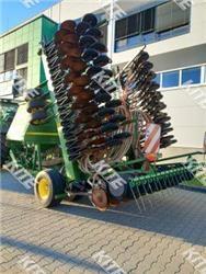 John Deere 740A