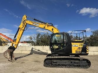 JCB JS131 LC