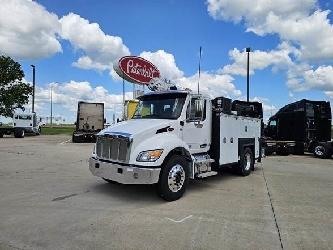 Peterbilt 536
