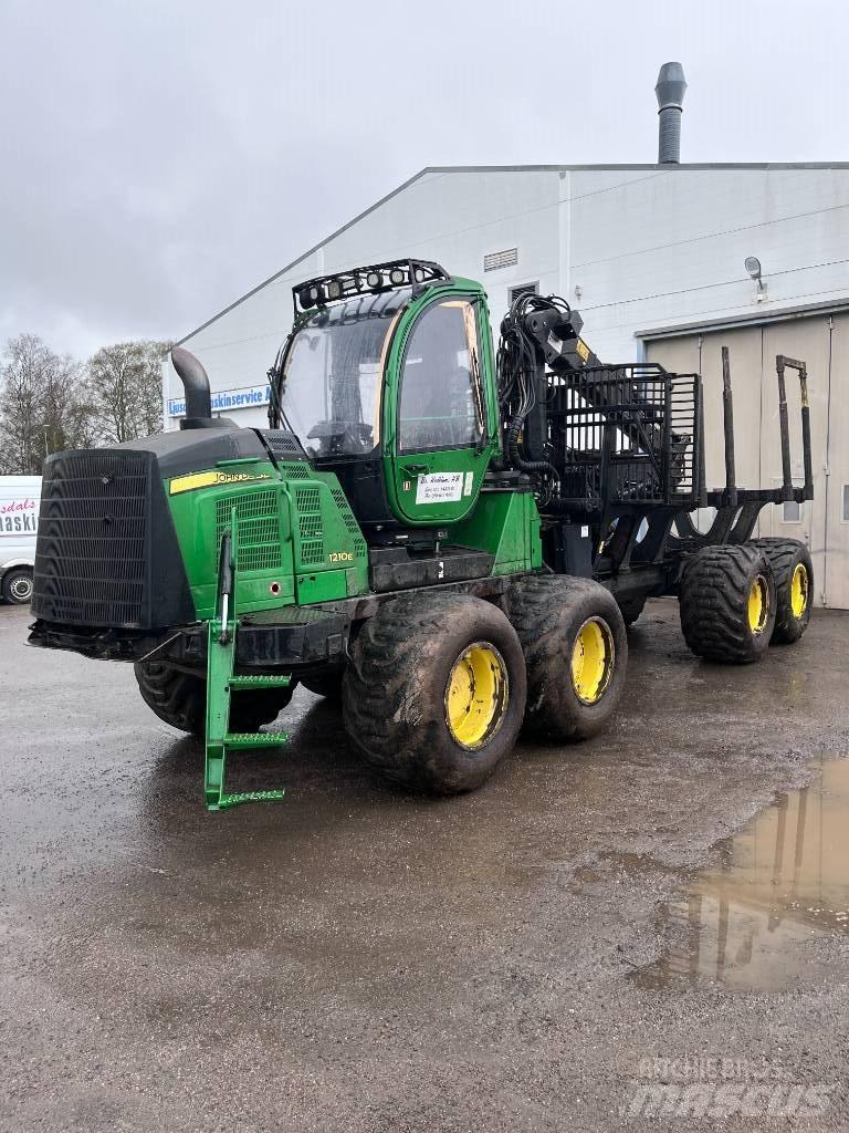 John Deere 1210 E Autocargadoras